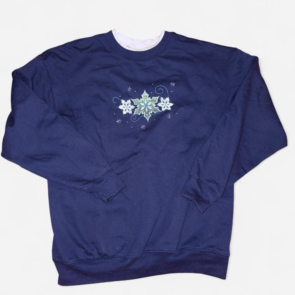 Navy Crewneck Sweatshirt with Snowflake Motif